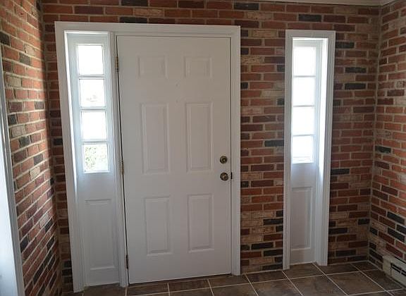 Beautiful brick foyer/mud room