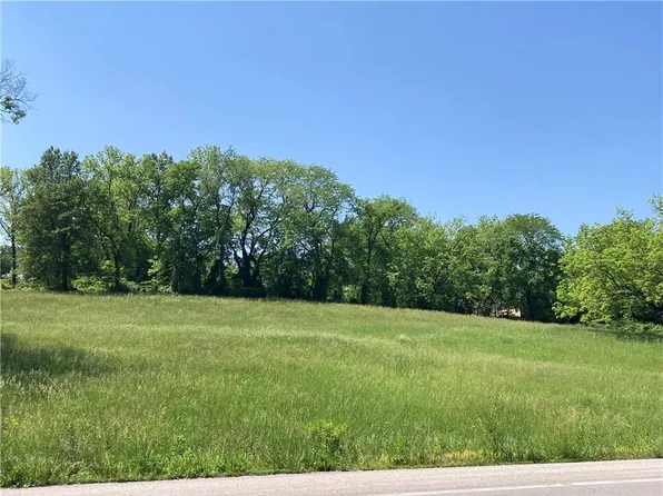 Kearney Rd, Excelsior Springs, MO 64024