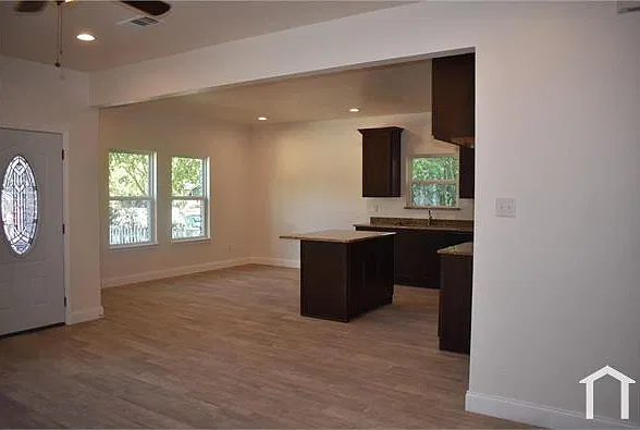 3 bed, 1470 sqft, $1,625 — Photo 2