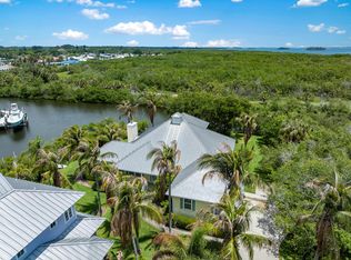 2165 7th Ave SE, Vero Beach, FL 32962