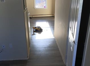 80 Blackstone St #3R, Woonsocket, RI 02895