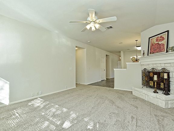5th image of 1507 Sunflower Ln
