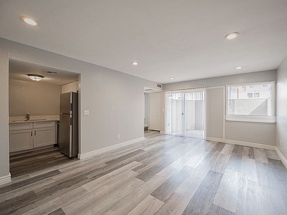 5th image of 2674 N 43rd Ave APT C