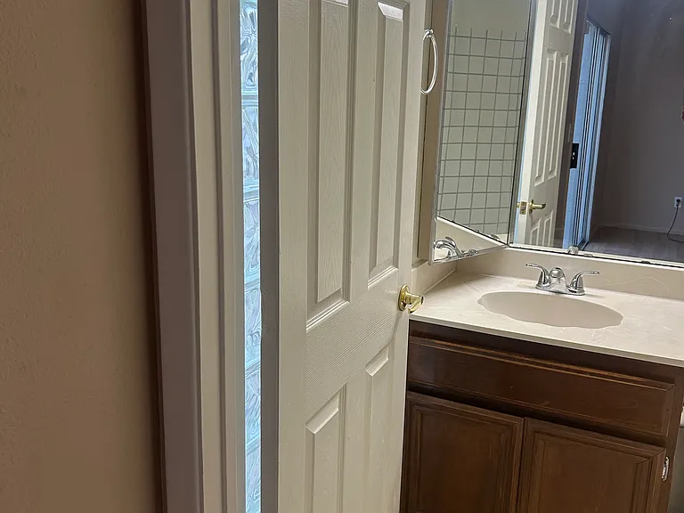 726 E Villa Dr #II — Photo 17