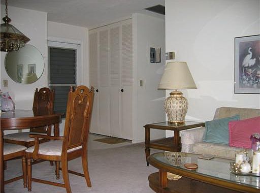 3rd image of 2864 Crosley Dr E APT M