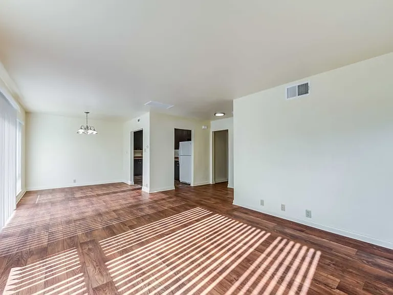 Santa Rosa - Military Housing — Photo 5
