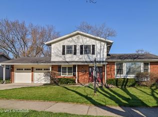 160 N Wilke Rd #D1, Palatine, IL 60074