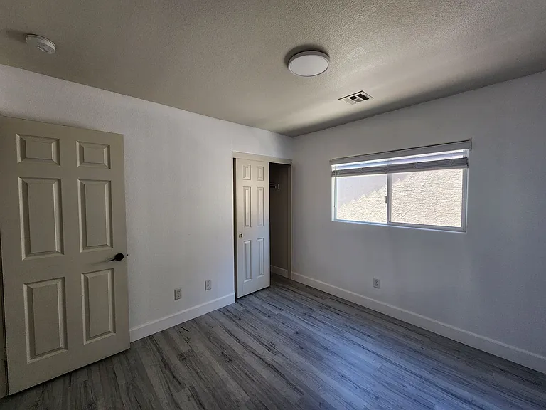 10256 Franford Ct — Photo 29