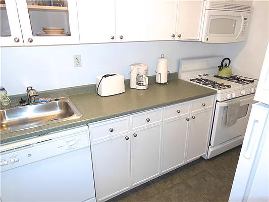 Rented by Living New York | media 26