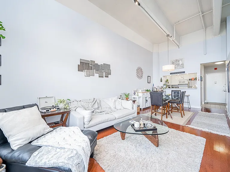 1500 Washington St #6P — Photo 7