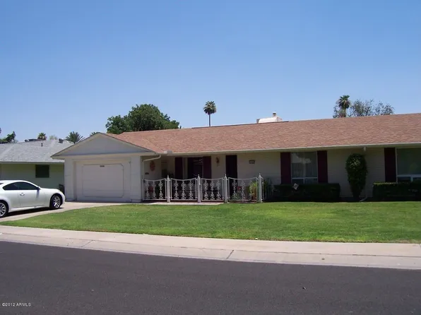 10341 W Prairie Hills Cir, Sun City, AZ 85351