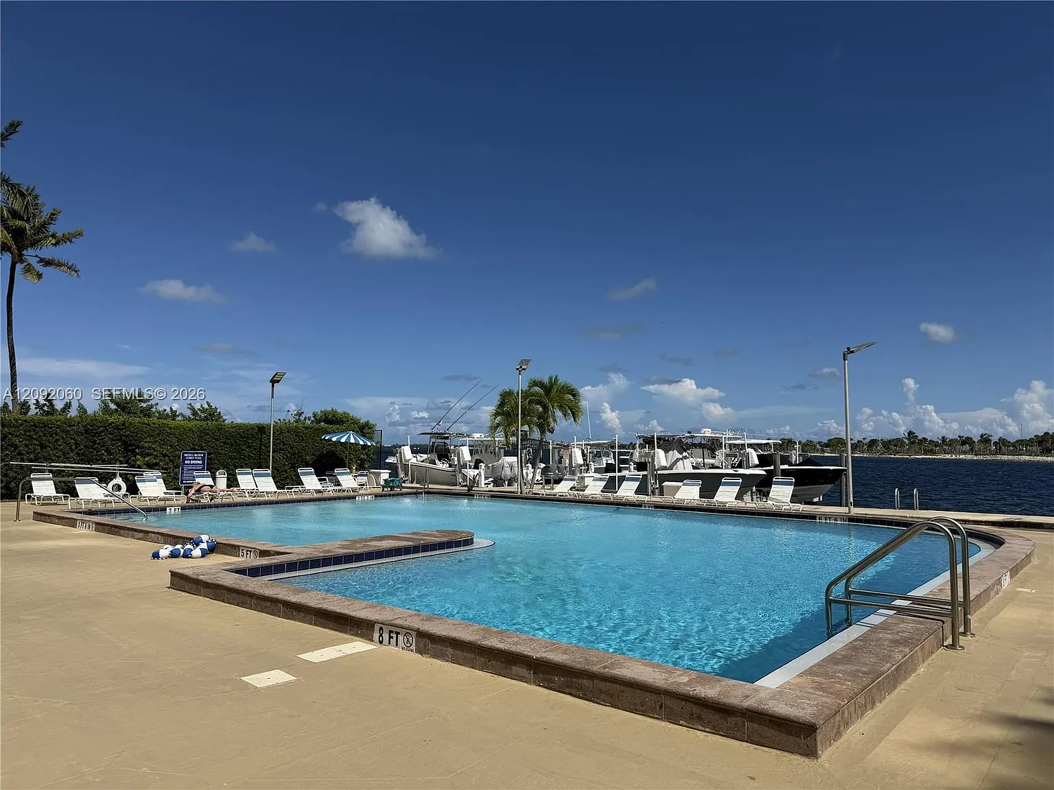 Brickell Biscayne Condo — Photo 1