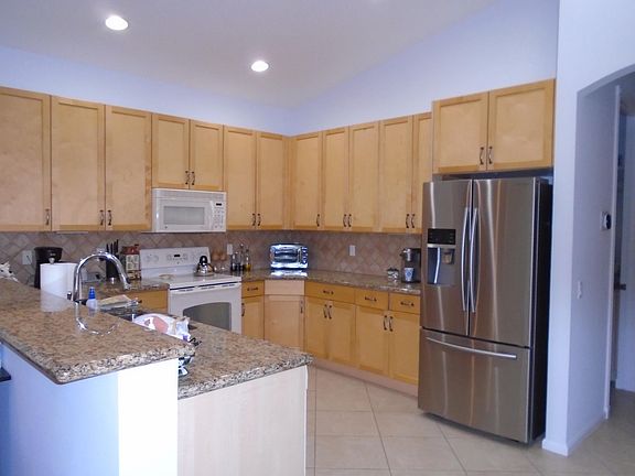 2nd image of 7175 Great Falls Cir