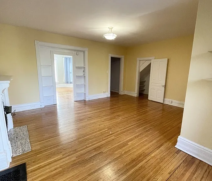 389 King St W #A — Photo 5