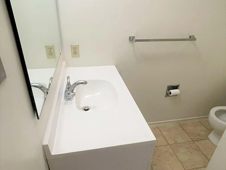 2419 Beechwood Blvd #B — Photo 43