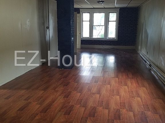 2nd image of 78 Deshler St