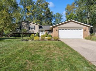 3440 Pebble Creek Dr, Dayton, OH 45432