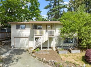 1028 NE 187th St, Seattle, WA