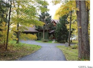 38266 White Oaks Ln, Clayton, NY 13624