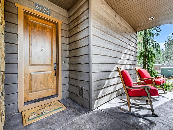 4th image of 61102 Aspen Rim Ln