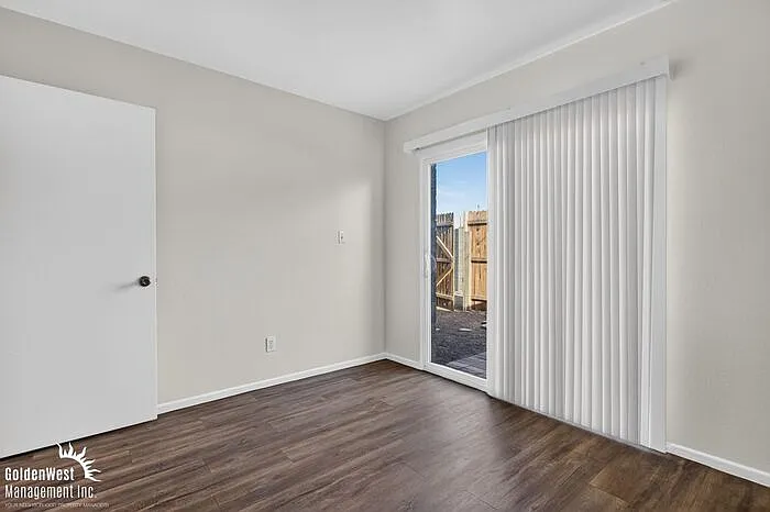 2209 W Belmont Ave #5 — Photo 16