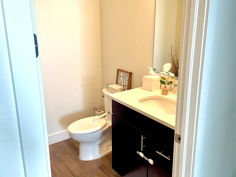 1733 Grove St #2 — Photo 18