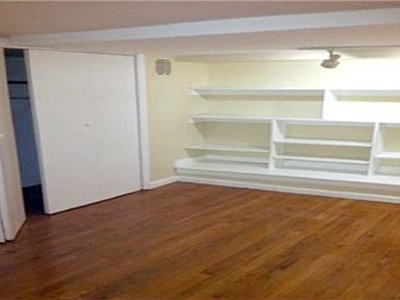 4th image of 307 W 82nd St