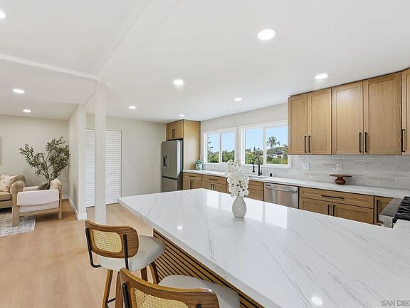 3rd image of 9348 Horton Dr