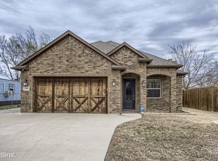 135 Chris Dr, Rockwall, TX 75032