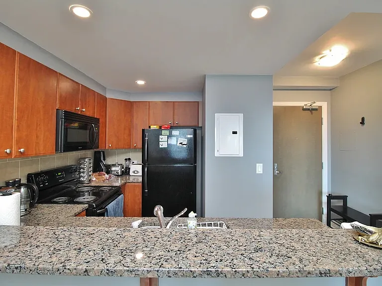 200 Besserer St #709 — Photo 15