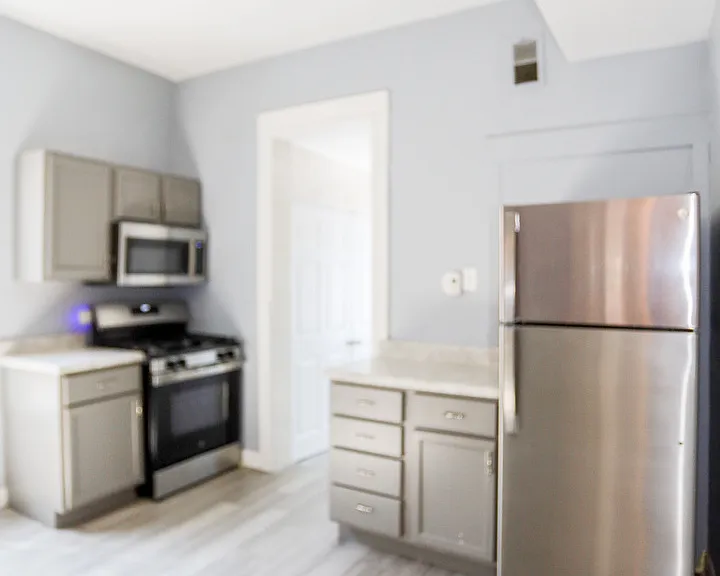 3525 W Dickens Ave #2 — Photo 4