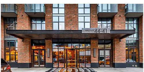 44-41 Purves Street, #808