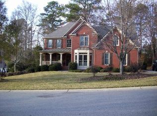 1670 Chattahoochee Run Dr, Suwanee, GA