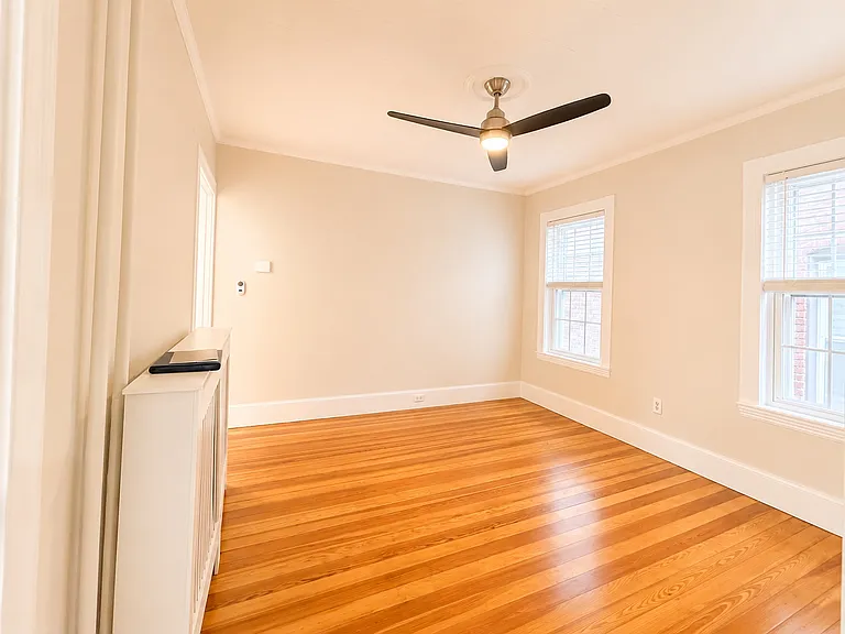 48 Shawmut St #1 — Photo 9