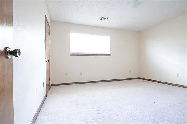 2463 Idaho Ave — Photo 19