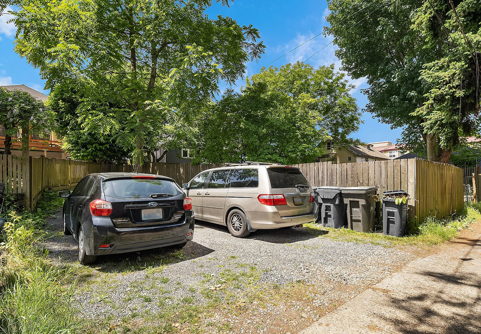 5444 Kirkwood Pl N — Photo 4