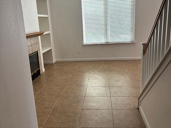 5th image of 614 Chateau Way