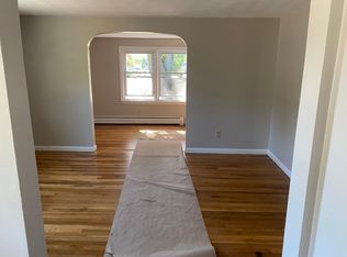 1-305 Redstone Hill Rd #1, Bristol, CT 06010