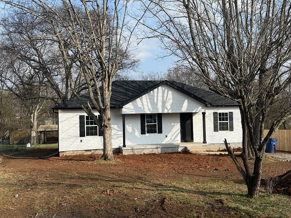 1st image of 200 Ray St