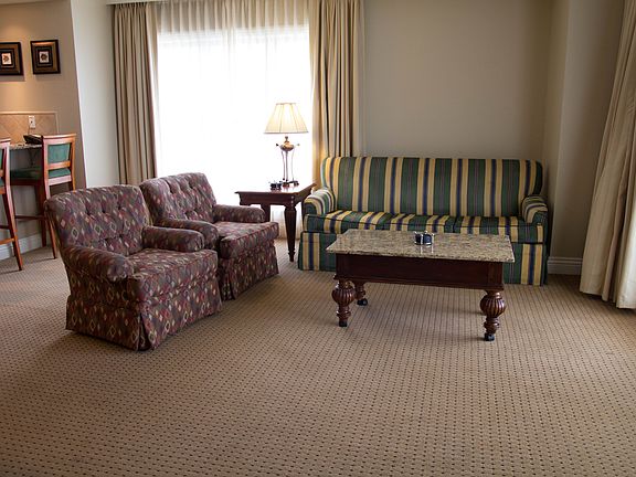 2nd image of 10 Harbor Blvd #912