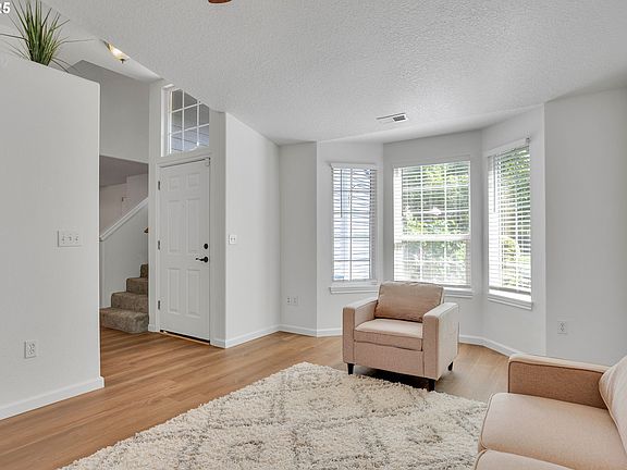 4th image of 1819 SE 173rd Ave