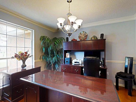 5th image of 12462 Ivy Woods Ct
