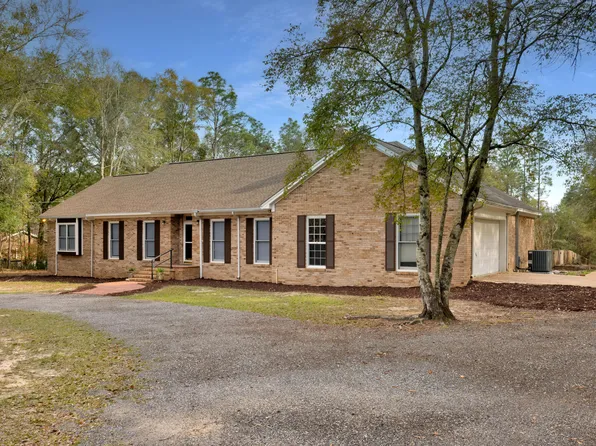 105 Lindley Rd, Crestview, FL 32536