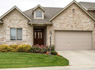 10231 Florida Ln, Crown Point, IN 46307