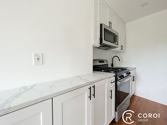 4th image of 1130 Lafayette Ave #4R
