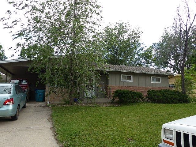 Carport