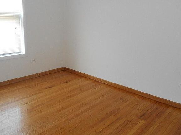 5th image of 1365 W Sunnyside Ave #3S