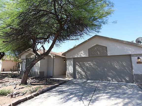 5th image of 3037 W Country Hill Dr