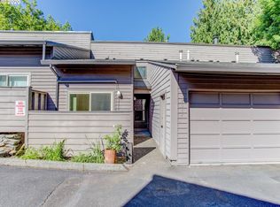 4801 SW Caldew St APT C, Portland, OR 97219
