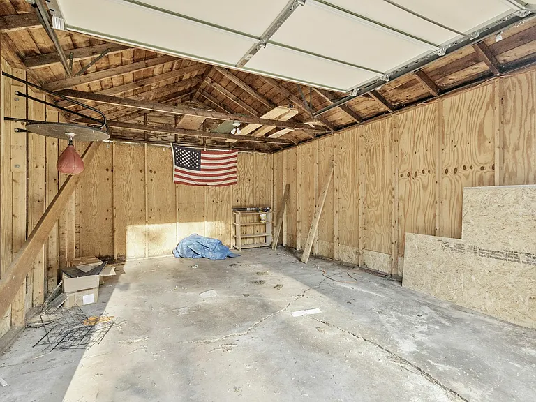 3836 Woodmont Rd — Photo 17